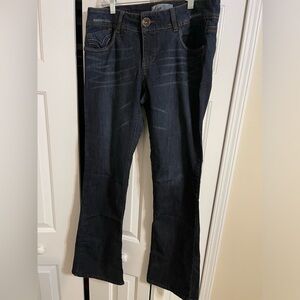 Jolt Flare Jeans